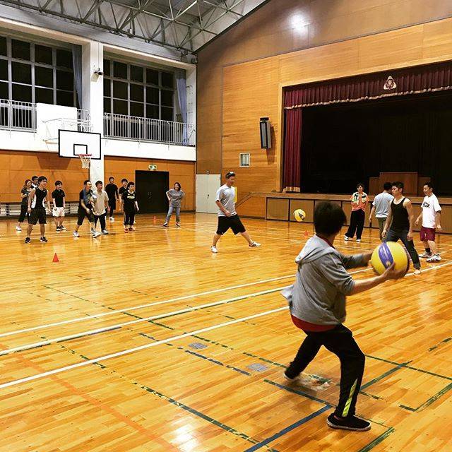 Instagram (11390)