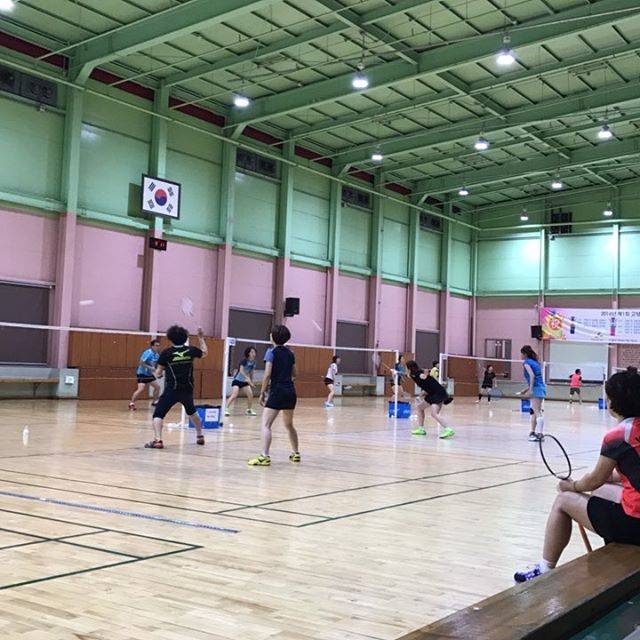 Instagram (11555)