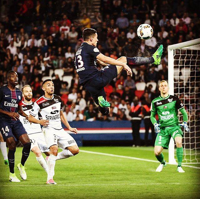 Instagram (11738)