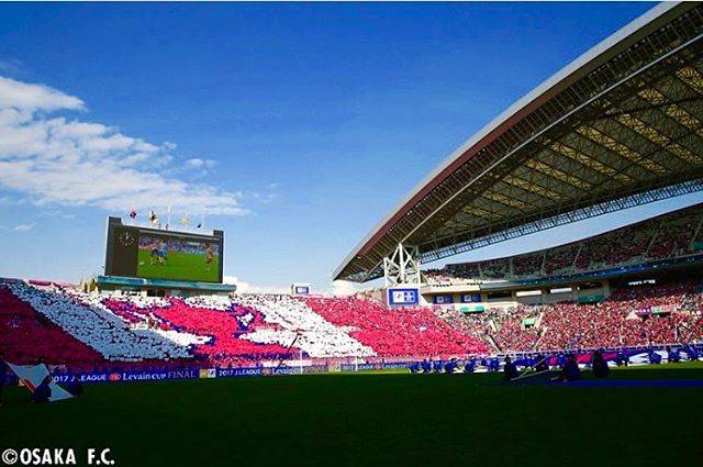 優羽 on Instagram: “このルヴァン杯のときのコレオめっちゃ鳥肌やったなー。いつ見てもこれが好き。いつか自分もこの中にいたいなーって思う。スタジアム行くよ！#セレッソ大阪 #コレオ#埼玉スタジアム2002#ルヴァン杯 #ルヴァン杯決勝#初タイトル#セレサポでよかった” (30400)