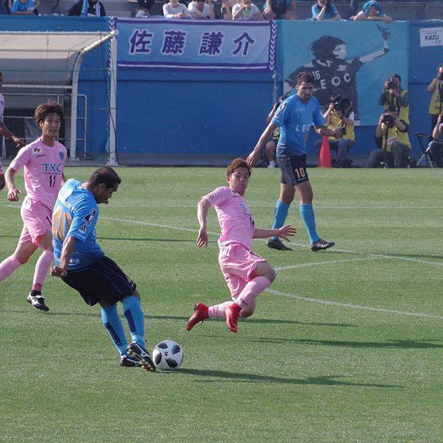 Toshiki Nishiyama on Instagram: “2018,4,22?栃木SC#レアンドロドミンゲス #横浜fc #yokohamafc #hamablue #三ツ沢を青にそめよう #ニッパツ三ツ沢球技場 #サッカー #soccer #jleague #j2 #一眼レフ #ミドルシュート #シュート #photo” (32923)