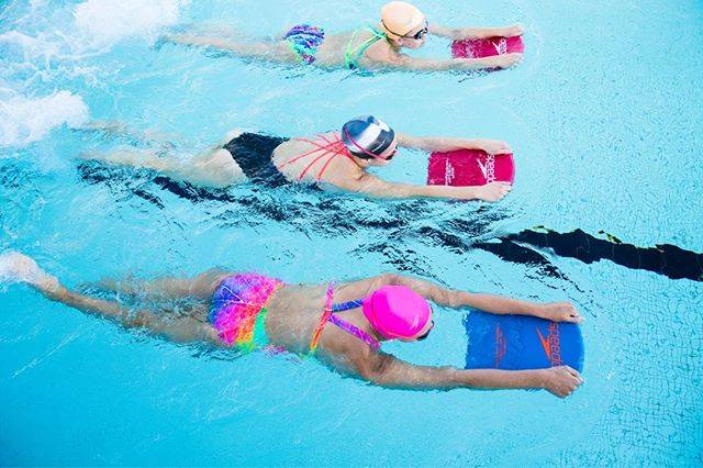 SQ SWIM SHOPさんはInstagramを利用しています:「When your squad is onpoint ?? Tag your swimming besties below and give them a shoutout! . . . #succeed #swimpractice #swimteam #gymbag…」 (33248)
