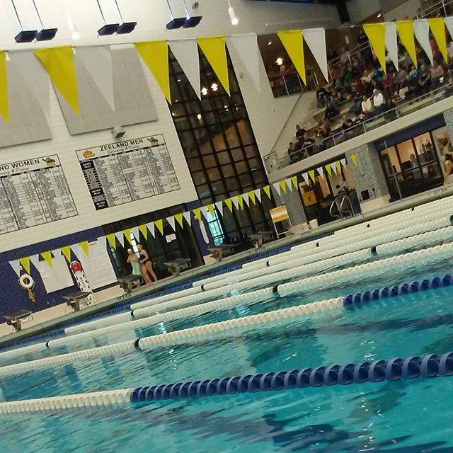 Gretchen Loves ArtさんはInstagramを利用しています:「I'm a #swimmer and I #love pools!!! Anyway, I just thought this was a pretty decent picture hope you enjoy some #photography !!」 (33271)