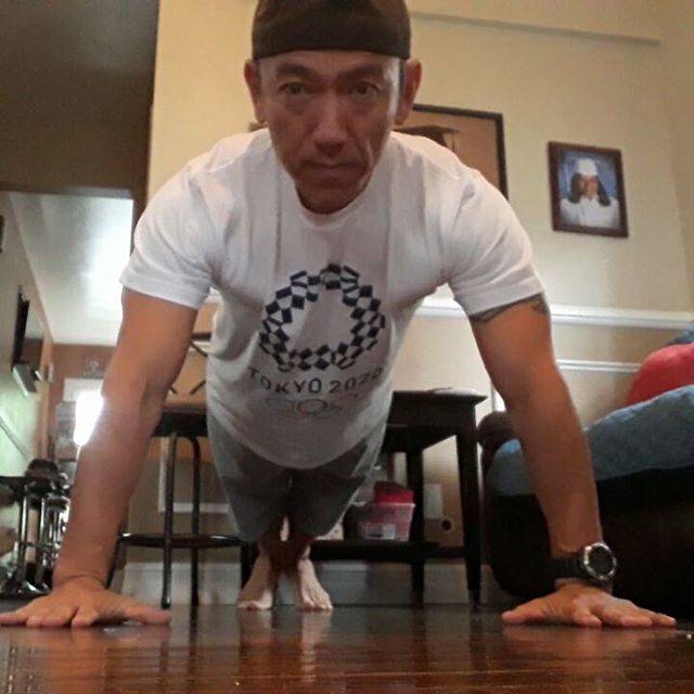 koji shiraishi ??=>?? =>???さんはInstagramを利用しています:「Day226 of 1030day Pushups Challenge Happy mother's day!  #liveinpeace #pushupchallenge #fitnessdad #tokyo2020 # #Olympios #loveandpeace…」 (35643)