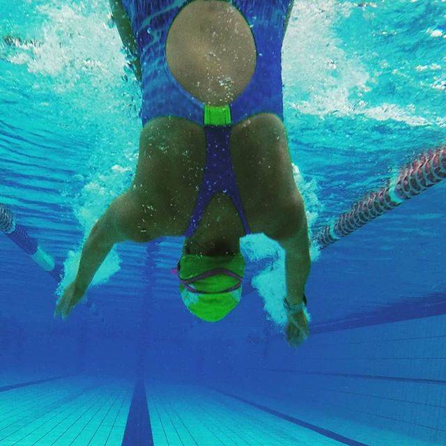 Lucy BrownさんはInstagramを利用しています:「60 laps & 60 flip turns today! ?‍♀️?✌ my Off Season Triathlon training goals are ➡️ working on my technique and improving my speed,…」 (36720)