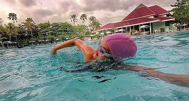 @corrycortine - Instagram:「I can't fly, thats why I #crawl.. ?? ? @chaidirakbar #freestyleswimming #swimmingpool #stroke」 (41576)