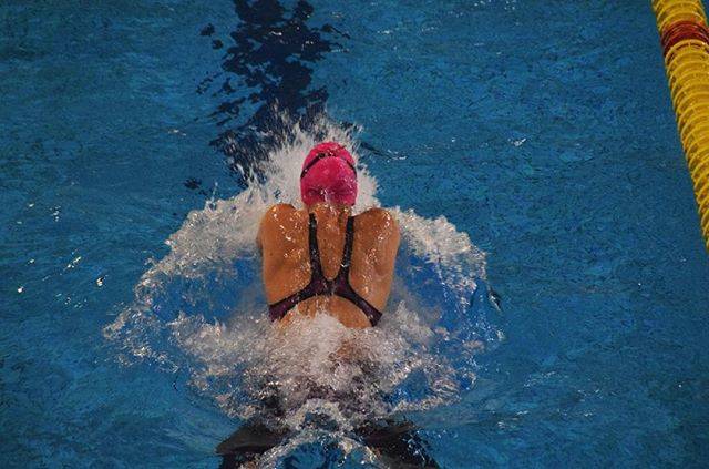 Karin GroenさんはInstagramを利用しています:「Morgen mogen we weer! ??‍♀️? #nszk #students #swimming #swimmingpool #swimmer #breaststroke #competition #gym #fitness #gains #muscles…」 (43340)