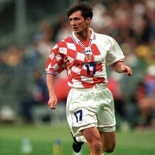 @parrottfooty on Instagram: “#robertjarni #legend #baller #leftback #croatia?? #fctorino #juventus #realbetis #realmadrid #panathinaikos #like4like #likeforfollow…” (44158)