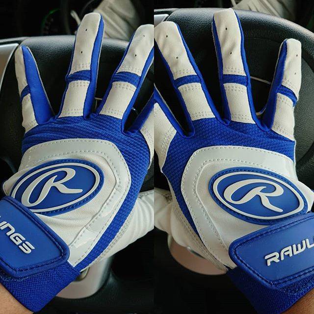 リンシマ on Instagram: “消耗品、新しいのを購入。今回はローリングス。なぜローリングスにしたか？もちろん一番安かったから?#バッティングセンター#ローリングス” (46013)