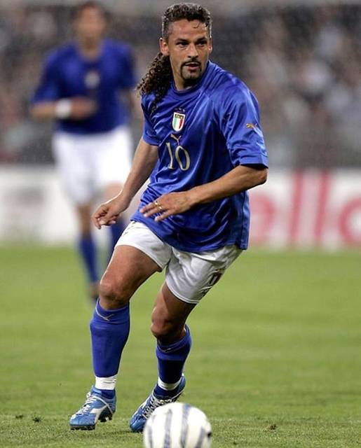 絶対に負けられない戦いがそこにはある！ on Instagram: “#baggio #italy #azzurri #robertobaggio #ロベルトバッジョ #アズーリ #イタリア やっぱりカッコいい” (48098)