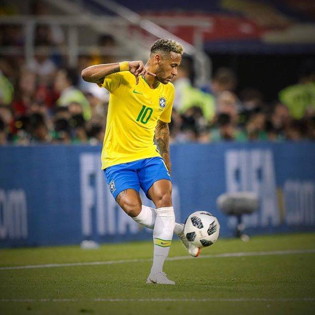 Nj ?? ? neymarjrさんはInstagramを利用しています:「Que Deus nos abençoe e nos proteja ??⚽️??」 (52293)