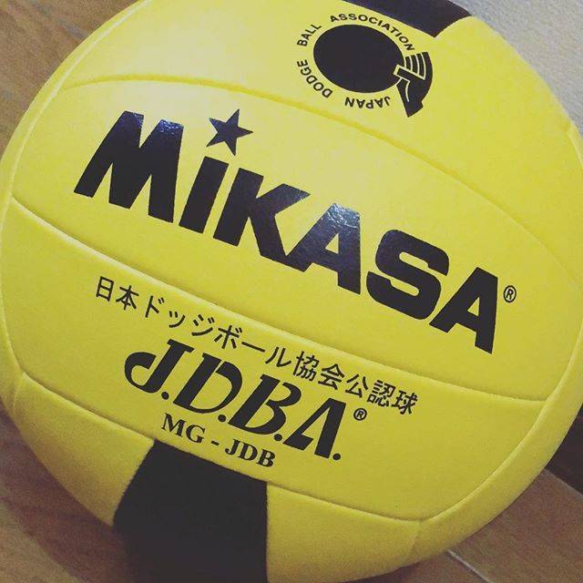 @naaaaaaririnn on Instagram: “実家に懐かしい物はーーーっけん⁽˙⁸˙⁾懐かしい?運動したいなー。早くキャッチボールしたい!!#ドッジボール#スポ少” (53405)