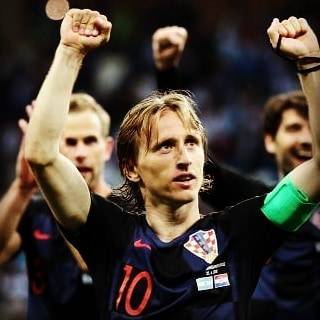 萌(MEGUMI) on Instagram: “バロンドールに1票(｡•ㅅ•｡)♡ #ルカモドリッチ#モドリッチ#サッカー#未だにW杯ロス#クロアチア#レアルマドリード#サッカー好きと繋がりたい#1番好き#まじで神#神パス#痺れる#ヲタ活#LukaModrić” (55916)