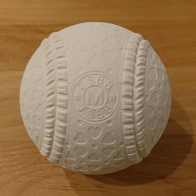 三浦義史 on Instagram: “今年から軟式野球の玉が変わります。握った感じは結構しっくりきてます?#軟式野球 #軟式球 #野球” (57953)