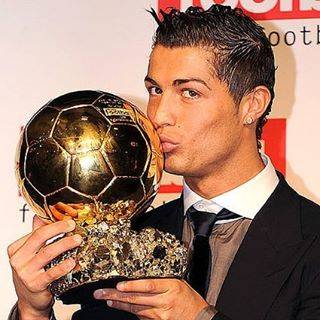 hero & hiro on Instagram: “バロンドール 2008 マンチェスターユナイテッド クリスティアーノロナウド #soccer #football #ballondor #ingland #premialeague #manchesterunited #portugal #cristianoronaldo…” (62794)