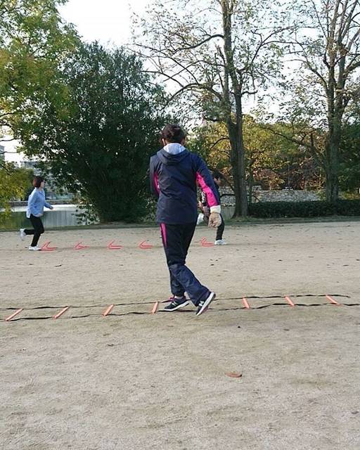 くびれ美人パーソナルトレーナー 畑紀寿 on Instagram: “毎月恒例、【大人の体育】(*^^*)? 早朝は気持ち良すぎます！！ #大人の体育 #早朝気持ちよい #パーソナルトレーニング広島 #くびれ美人 #パーソナルトレーナー広島 #ラダー #ミニハードル #ランニング #ダイエット #産後ダイエット #ボディメイク #ワークアウト…” (64210)
