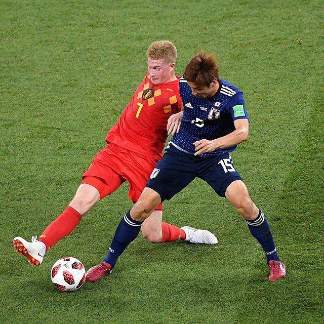サッカーキング on Instagram: “. 【リアルタイムフォト】 前半はスコアレスで折り返し！ （2018.07.02） . ?Photo by Laurence Griffiths/Getty Images . #大迫勇也 #YuyaOsako #デブライネ #KevinDeBruyne #日本代表…” (67949)