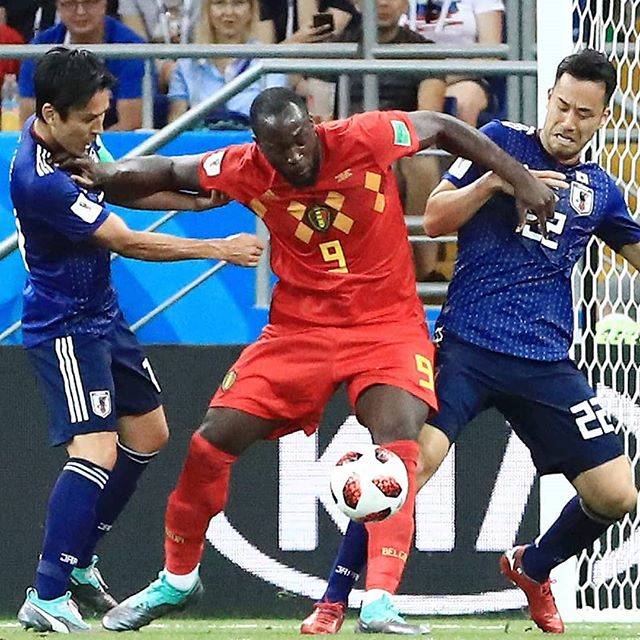日刊スポーツ on Instagram: “今日の１枚【写真部デスクＫ】決勝トーナメント１回戦　日本対ベルギー　前半、ベルギーのルカクをマークする長谷部誠（左）と吉田麻也（撮影・江口和貴）。詳しくは日刊スポーツ、ニッカンコム（www.nikkansports.com）、Facebook、Twitterで。#ベルギー #ＦＩＦＡランク…” (68053)