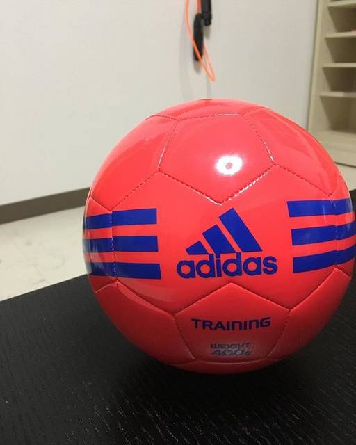 佳佑 西川 on Instagram: “いつぶりやろか？リフティングはじめてみた#懐かしの #リフティング #サッカー #リフティングボール #家トレ” (69546)