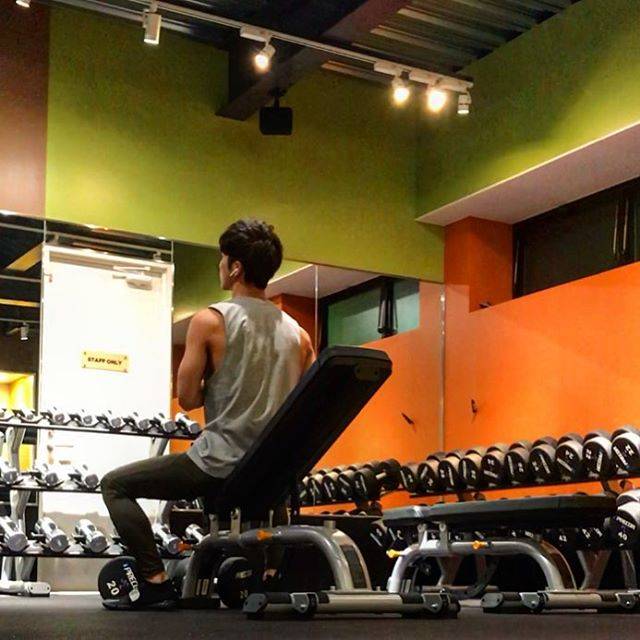 TAKA* on Instagram: “? やっと来れた? 朝トレー? . 嫁ちゃんインフルエンザなってしもて 休みでよかったーと思いながら . 全て家事しようとすると ほんっまに時間足りひんな? . . 普段段取りよくやってるの すごいなって 改めて思いました?‍♂️ . . なんでも段取りよくできるように…” (70789)