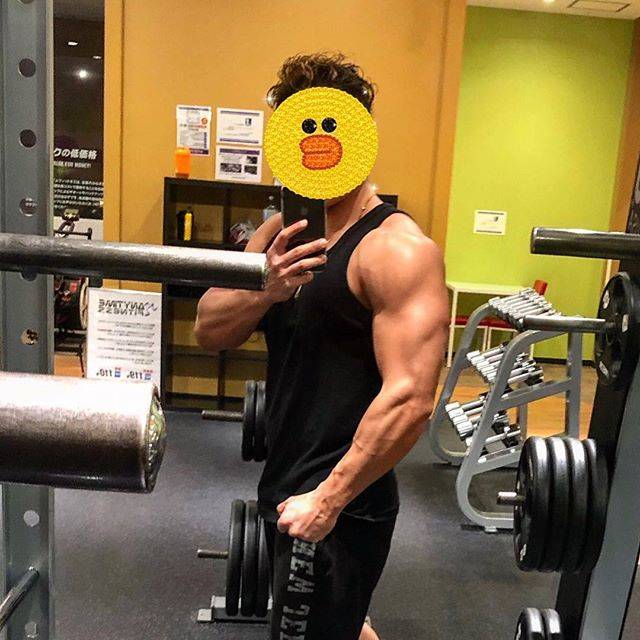 パーソナルトレーナー先原進 on Instagram: “本日のトレーニング中にて。 サリーとコラボ?  本日のトレーニングはだいぶハードやったけどなんとかこなせました?  増量中にもかかわらずなかなかサイズが出てこないんで、妥協せず、ハードに、日々を過ごしていきたいと思います。  #パーソナルトレーナー…” (71786)
