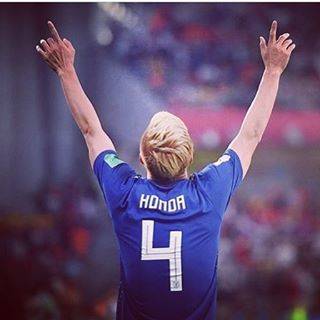 Ibuki on Instagram: “・ ｢夢｣ サッカーを始めたのは本田選手に憧れたから いつかテレビで｢本田選手に憧れてサッカー選手になりたいと思いました｣って言えるようになりたい 高校卒業後、夢の一歩に進むまで残り3年間しかない。長いようで短いこの3年間をどれだけ頑張れるか。…” (74870)