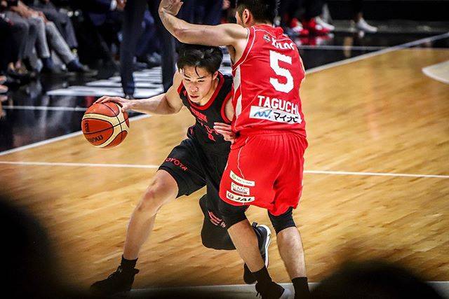 @hei621126 on Instagram: “2019.5.11 アルバルク東京 2018-19FINAL-⑦ 千葉ジェッツ-アルバルク東京 #Bリーグ #千葉ジェッツ #アルバルク東京 #B リーグファイナル #横浜アリーナ #馬場雄大 選手” (77657)