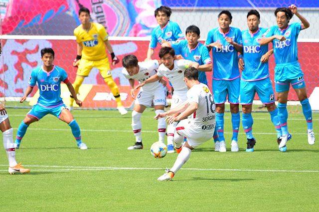秋本廉斗/Akimoto Rento on Instagram: “セルジーニョの意表を突くフリーキック #セルジーニョ #鹿島アントラーズ #アントラーズ #kashimaantlers #antlers #サガン鳥栖 #jリーグ #jleague #j1 #j撮り #nike #フリーキック #ファインダー越しの世界 #nikon #駅スタ…” (79463)