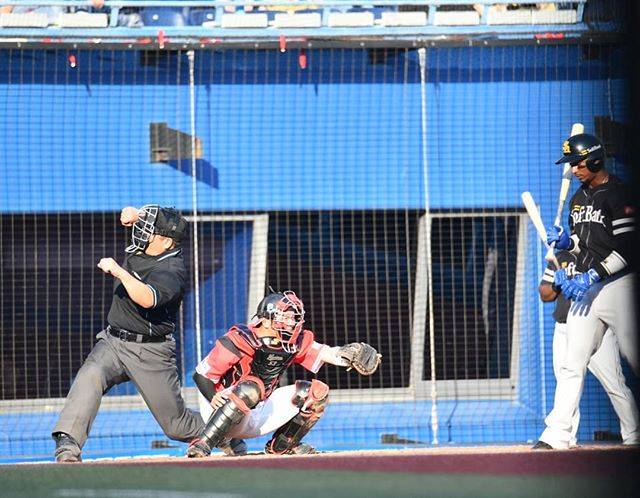 Yoshitaka Onda on Instagram: “#千葉ロッテマリーンズ #chibalotte #勝利 #見逃し三振 #敷田 #卍” (81033)