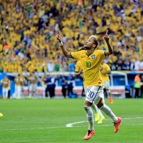 Neymar on Instagram: “来週、ブラジルに行きます。ネイマールはフランスに居るから会えないけど、いずれは、ネイマールにも会ってみせる。#サッカー#ネイマール#ネイマール好き #ブラジル代表 #海外旅行 #いいね返しは絶対” (85966)