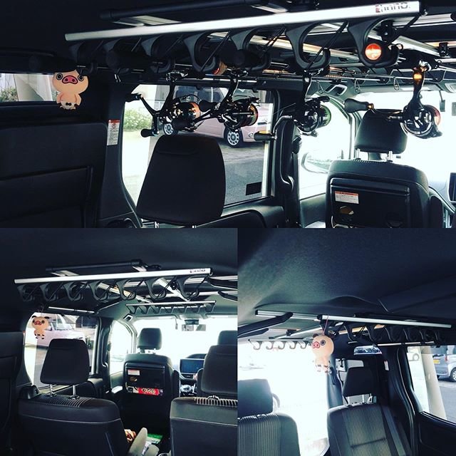 勇者パンパカ on Instagram: “ロッドホルダーを購入しました?今までそのまま載せてて竿を傷めそうになったり、嫁がキャンプするので竿が邪魔と言うことで買って貰いました✨設置には時間がかかりましたが?←不器用なので?かなりしっかりしていて頑丈でいい感じです?7本積めますが、4本ぐらいが丁度イイかも?パンパカくんもぶら下げられるし?次の釣行が楽しみ?…” (91162)