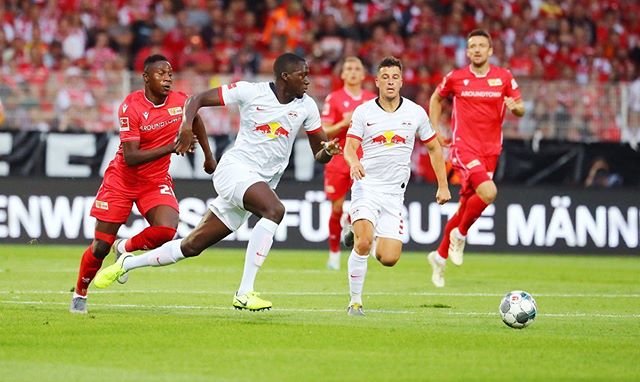 8bit Red Bull F.C. on Instagram: “記事更新『RBライプツィヒ、開幕戦を4得点快勝！  昇格組ウニオン・ベルリンを退ける』 . . 記事の中身はプロフィールのURLから . . #redbull #レッドブル #rbl #rbleipzig  #rbライプツィヒ #dierotenbullen…” (91412)