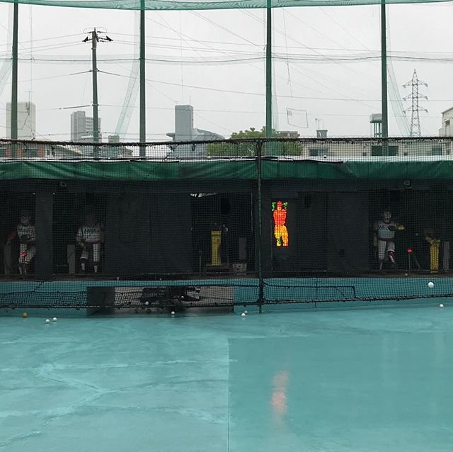 Masashi Mito on Instagram: “オープン戦見てたら打ちたくなったので、久しぶりのバッティングセンター。遅い球なら当たるね?#緑井バッティングセンター” (91662)