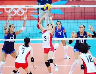 N a o on Instagram: “. . 昨日、女子のoqt見おわってから竹下選手の なんか特集があって すごく感動した バレー初めて良かったなとか思うし、 身長ちっちゃくてもあんだけ努力して、 あそこまでの実力出して  全日本に入れるんだなって もう色々と尊敬する トスも安定だし、レシーブもひろうし…” (92132)