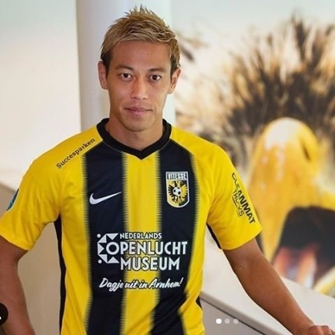 ゲキサカ on Instagram: “本田圭佑、ついに所属クラブ決定!「オランダのフィテッセでプレーします!」..#本田圭佑@keisukehonda #フィテッセ#オランダ#??#移籍#soccer#football#サッカー#⚽️#gekisaka#ゲキサカ” (92263)