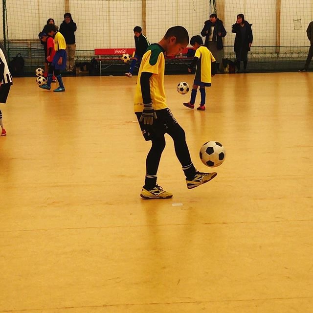 ＊hitomi＊ on Instagram: “2days lesson⚽️ ・ 檜垣コーチのレッスンでした‼︎ ・ まだまだやれる まだまだがんばれ 意識してがんばれ ・ お疲れ様。 ・ 2日間、ありがとうございました。 ・ ・ 利き足の大切さ、 もっともっと日本に 広がりますように！！ ・ #檜垣裕志…” (92275)