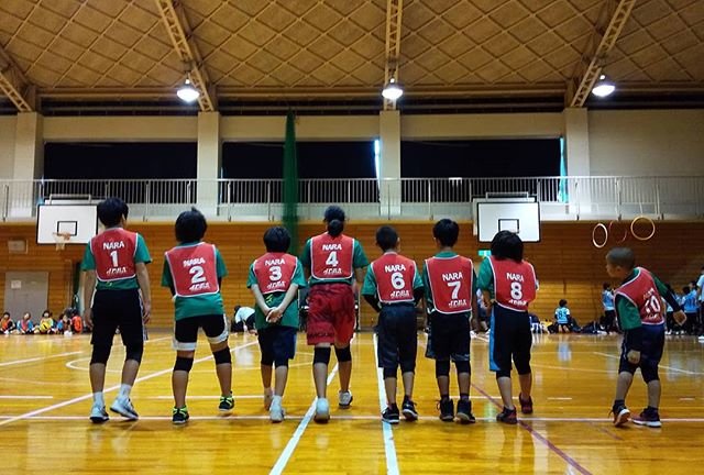 tepu-tepu-wife on Instagram: “大きなったなぁ～?と思うバックショット❗️ 高学年になると・・・貫禄・安定感が増しますね～? #奈良県  #御所市  #御所 #秋津サウザンズ  #ちびサウザンズ#秋津サウザンズホークス  #ドッジ#ドッチボール  #ドッジボール#ドッチ” (94848)