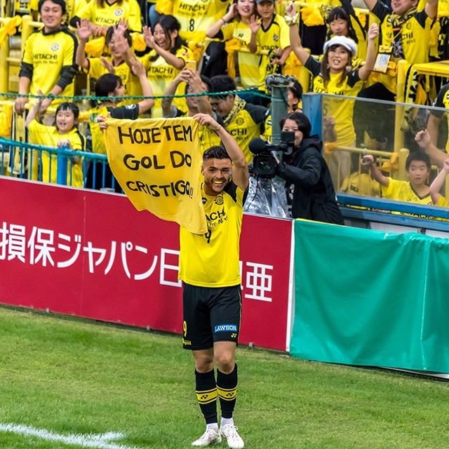 shintaro on Instagram: “☆ ・ ・ #サッカー #サッカー観戦 #jリーグ #柏レイソル #スポーツ #スポーツ観戦 #サッカー写真 #ファインダー越しの私の世界 #soccer #football #写真好きな人と繋がりたい #写真 #東京写真部 #東京カメラ部 #一眼レフ #canon…” (95620)