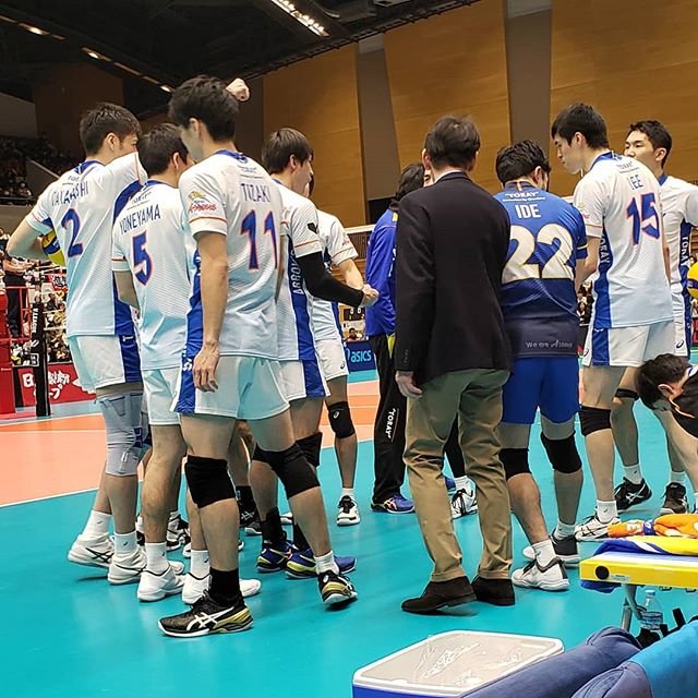 やつばこ on Instagram: “東レアローズファイト～粘れ～19.12.8駒沢体育館#久原翼 #パナソニックパンサーズ #バレーボール #八子大輔 #久原大輝 #jtサンダーズ #東レアローズ #阿部裕太 #篠田歩 #vリーグはバレーだよ #Vリーグ” (96041)