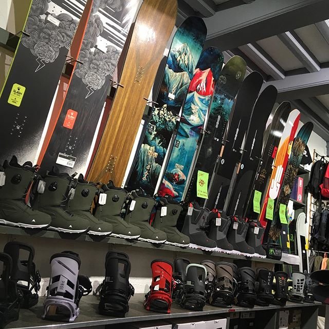 UNCLE [S] Boardshop on Instagram: “Ready to ride snow?We are ready to help you finding simply the best gear. Service with a smile........since’93 ?” (96063)