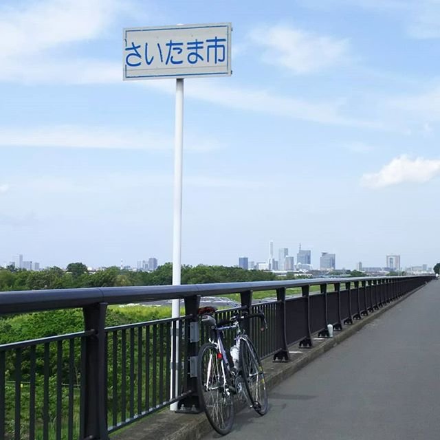 ?Kyoji Takahashi?? on Instagram: “今日は風が強かったですね。  GW前半、そして今年も1/3が終わりました…歳を取ると年々時間の経過が早く感じるような…? みなさん、GWを楽しんでください? そして5月も宜しくお願い致します?  #colnagomasterxlight  #コルナゴ #コルナゴマスター…” (97418)