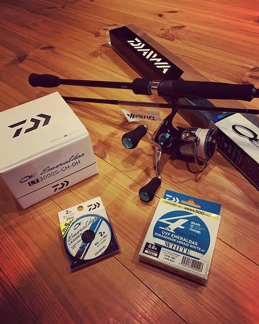 DAIKI.OKUNO on Instagram: “【エギング】 増税に乗っかって等々買ってまった‥ エギングタックル！ これで、ライトショアジギング もイケるハズ‥ バス釣りメインだけど、 これで海でもルワーが楽しめるハズ‥ いつもは食べれない魚だけど、 食べれるハズ‥  誰か私を連れてって‥  #bess  #bessの家…” (98244)
