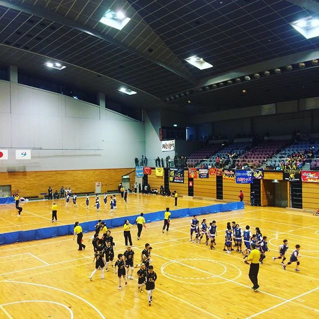 ごはん。 on Instagram: “小学生、春のドッジボール選手権県大会。ついにこの日がきました。なお、息子くん、1試合目、スタメン外された模様。#ドッジボール大会 #ドッジボール” (98956)