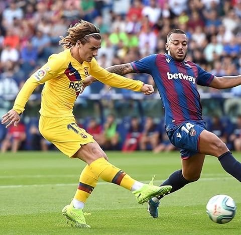 siget on Instagram: “グリーズマン明日真ん中で頑張ってー#グリーズマン#バルセロナ#cl#見てるとできそうなサッカー” (100354)