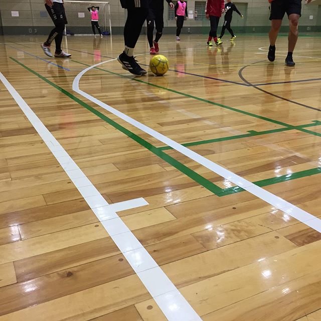 さかもと on Instagram: “初蹴りしてきたよ#フットサル” (100668)