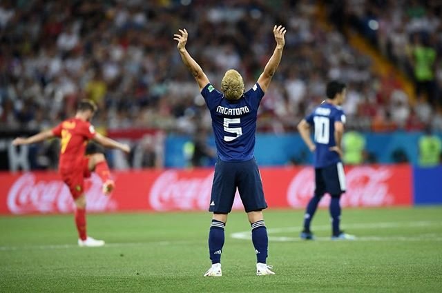 YutoNagatomo　長友佑都 on Instagram: “‪ありがとう。‬‪やりきった。‬‪出し切った。‬‪最高に楽しいW杯だった。‬‪こんな下手くそを使ってくれた監督、仲間、いっぱいのエネルギーを送ってくれた皆さんに心から感謝します。‬” (100803)