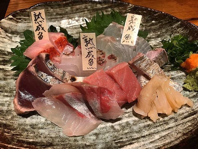 @_kuistagram_ on Instagram: “鯛之鯛 熟成魚って初めて食ったけど美味しかったです? まず魚の刺身を塩で食う事が無かったから、なんか新鮮やった? #鯛之鯛 #地魚食堂 #熟成魚 #刺身 #難波 #なんば #ミナミ #難波グルメ #なんばグルメ #大阪グルメ #飯テロ #followｍe #instafood…” (101809)
