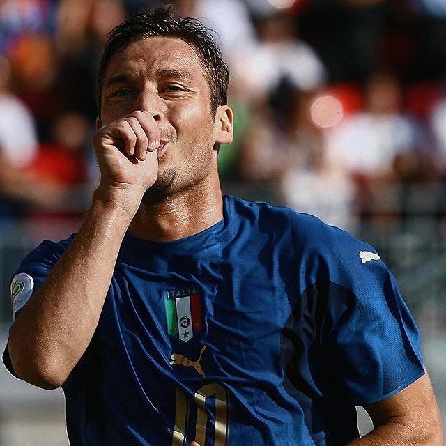 kazuyoshi on Instagram: “#永遠に好きな選手#フランチェスコトッティ#totti” (102060)