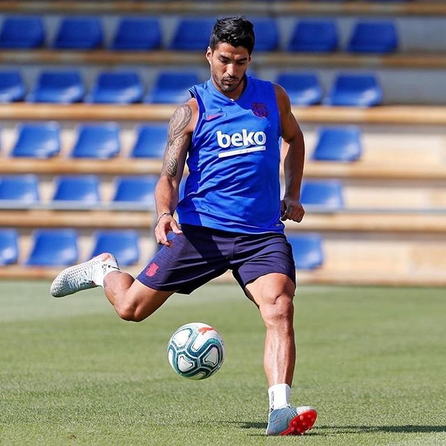 Japan Official ®️ テープデザイン on Instagram: “Posted @withrepost • @luissuarez9 KEEP GOING ??? ⚽⚽⚽ @fcbarcelona . . ? @miguelruizfcb…” (102067)