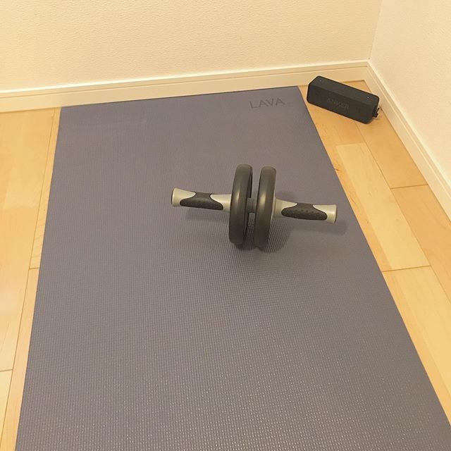 iamai? on Instagram: “2019.06.23 【ダイエット記録】 本格的にダイエットはじめて2週間。 ホットヨガと宅トレと食事制限。 体重の変化はまだ-1kg。 でもお腹は少し変化でてきた！！ 下っ腹はまだまだ変化なく。 . 糖質も気にして朝はブランパンを取り入れてみた?…” (103278)